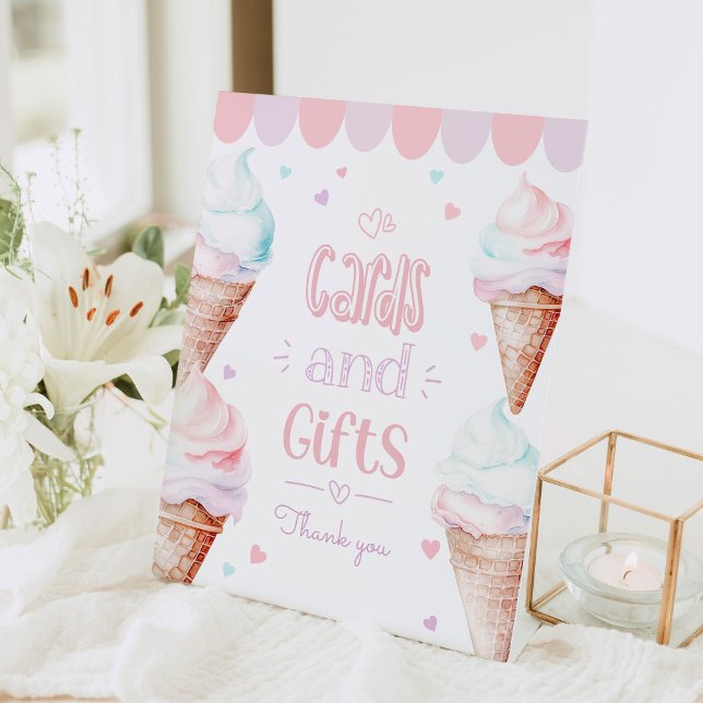 Signe De Table Cartes et cadeaux de glace d'anniversaire (Créateur téléchargé)