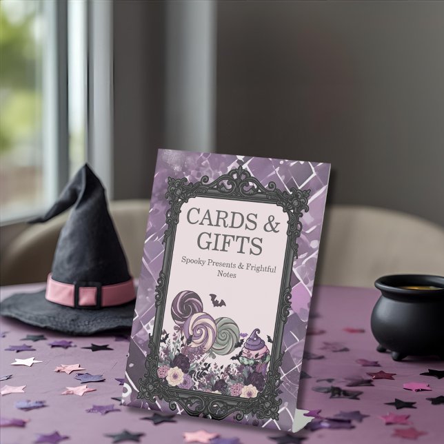 Signe De Table CARTES et GIFTS éffrayants mignons violets gothiqu (Spooky Cute Gothic purple CARDS & GIFTS Pedestal Sign)