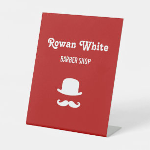 Signe De Table Casquette blanc et mustache silhouette rouge