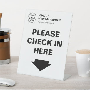 Signe De Table Clinique Médicale Logo de soins de santé Enregistr
