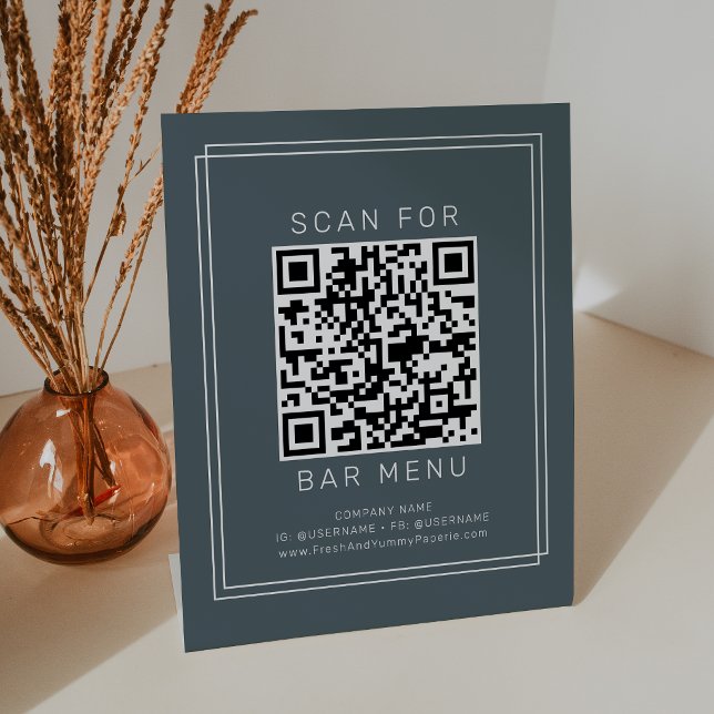 Signe De Table Code QR du menu de bar classique bleu marine AVERY (AVERY Dark Navy Blue Classic Bar Menu QR Code Pedestal Sign)