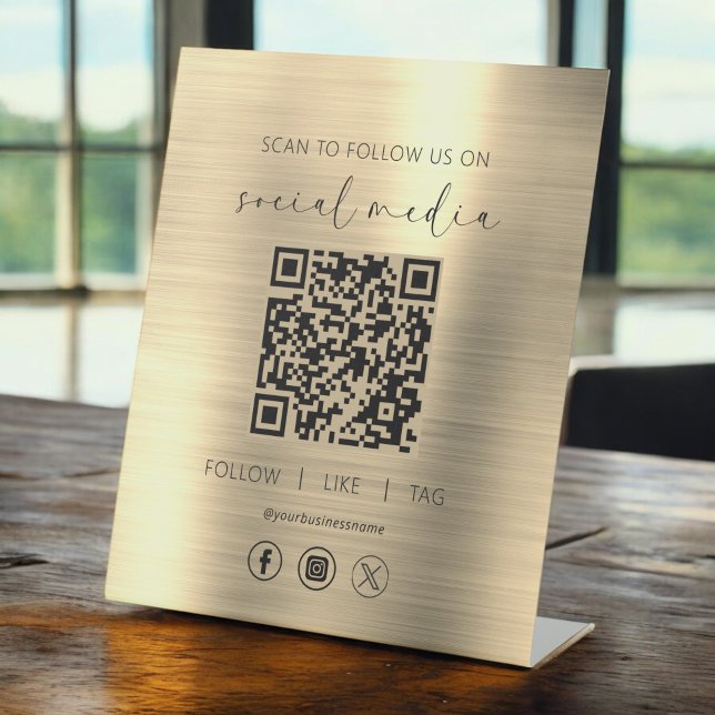 Signe De Table Code QR Or Scannez Pour Nous Suivre sur les Réseau (Créateur téléchargé)