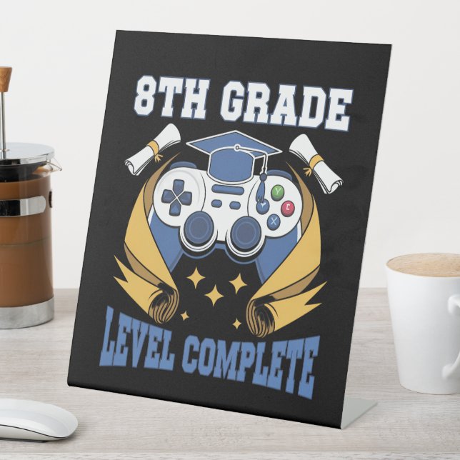 Signe De Table Diplômé de 8e année niveau complet jeu jeux vidéo  (In SItu)