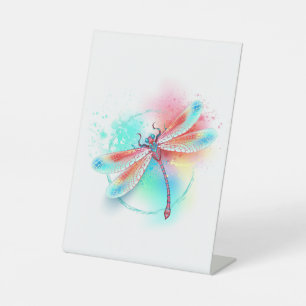 Signe De Table Dragonfly rouge sur l'arrière - plan aquarelle