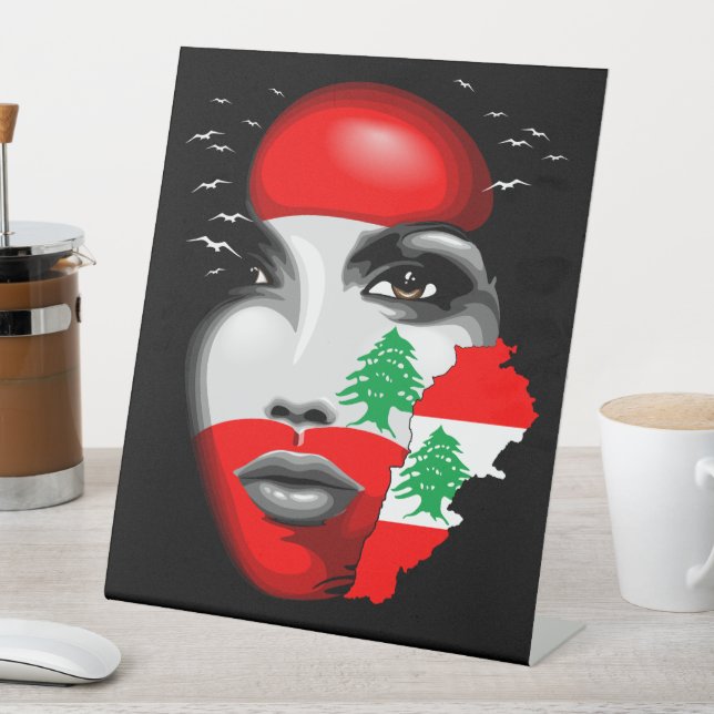 Signe De Table Drapeau et carte du Liban sur le visage de la fill (In SItu)