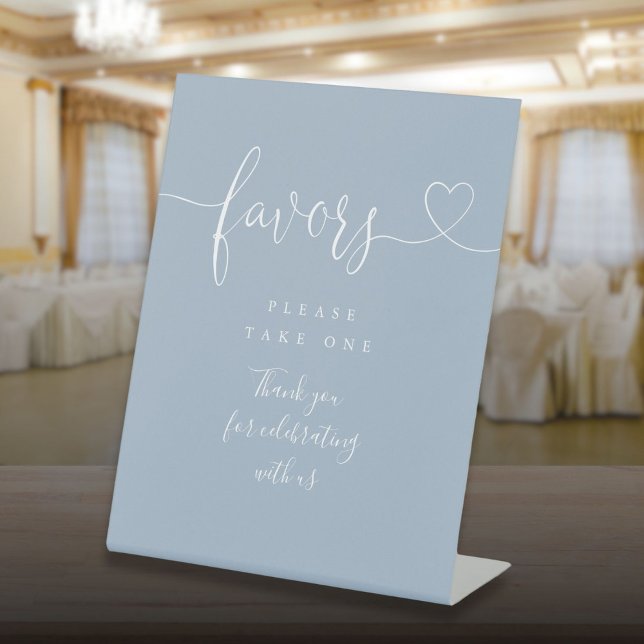 Signe De Table Dusty Blue Heart Script Faveurs (Dusty Blue Heart Script Favors Pedestal Sign)