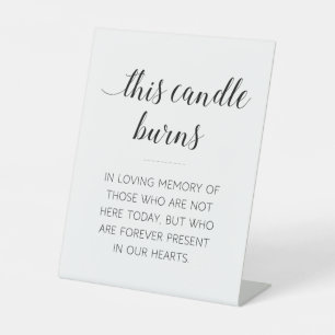 Signe De Table Élégant, cette bougie brûle un Mariage commémorati