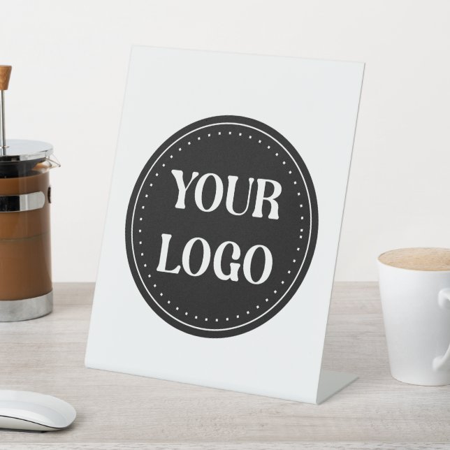 Signe De Table élégant, moderne, raffiné et éditable. (In SItu)