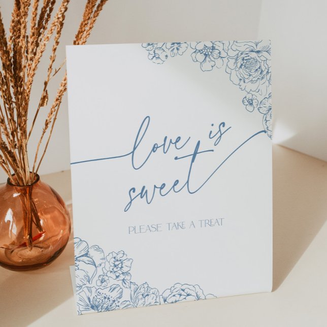 Signe De Table Elégante Toile Bleue de Jouy Love est Dessert Sucr (Elegant blue floral love is sweet please take a treat sign for dessert table with french chinoiserie)