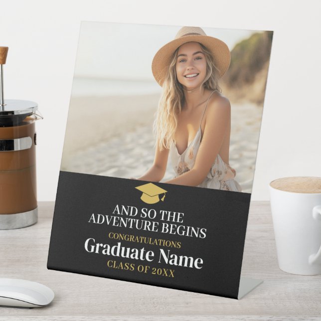 Signe De Table Et Donc Aventure Attend - Photo Moderne Graduation (In SItu)