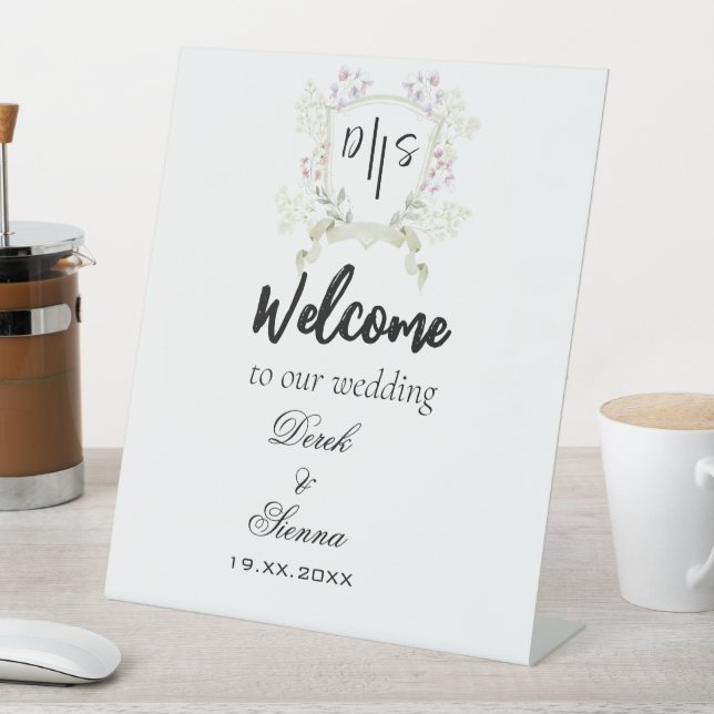 Signe De Table Fleur sauvage Dusky Monogram Crest Mariage (In SItu)