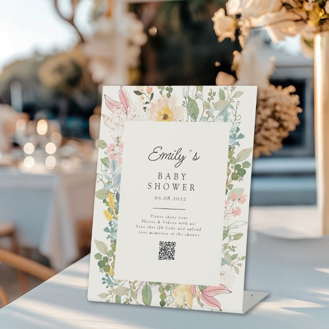 Signe De Table Fleur sauvage Garden Charm Baby shower QR Code (Custom Wildflower Garden Charm Baby Shower QR Code Pedestal Sign, for a Photo Gallery.)