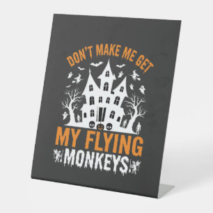 Signe De Table Graphisme de maison hantée avec des singes volants