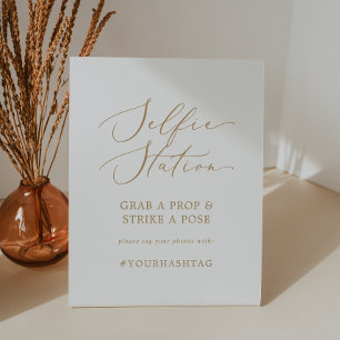 Signe De Table Hashtag Mariage Delicate Gold Selfie Station