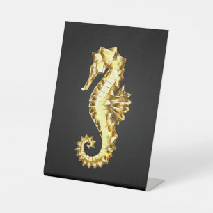 Signe De Table Hippocampe Polygonal Or