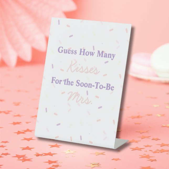 Signe De Table Jeu de devinette de baisers Sprinkles (Sprinkles Guess How Many Kisses Game Pedestal Sign)