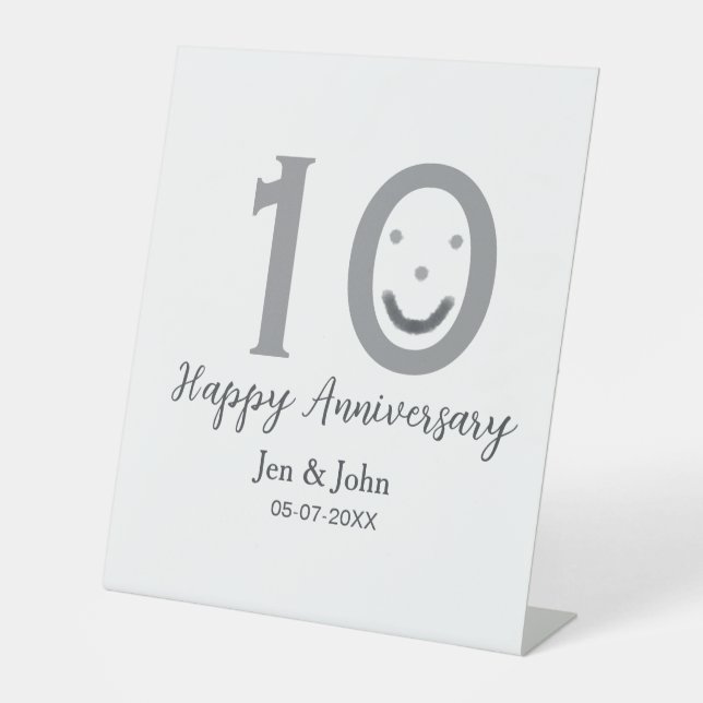 Signe De Table Joyeux 10e anniversaire nom date gris gras émoji (Recto)