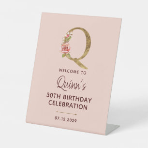 Signe De Table Lettre Q Monogramme Or Roses Rose Pâle Enseigne
