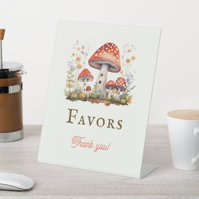 Signe De Table Little Fun Guy Mushroom Bee Baby Shower Favors (In SItu)