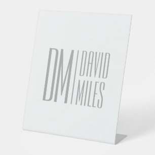 Signe De Table Logo Stylish Minimal & Modern Grey Initiales & Nom