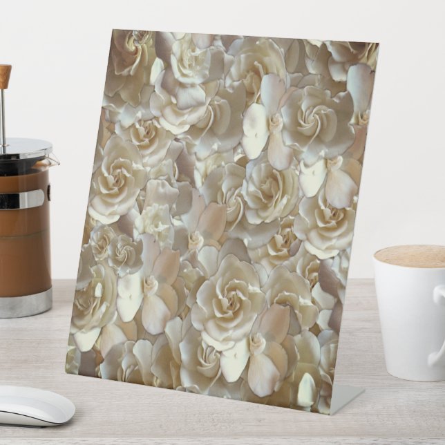 Signe De Table Many beautiful petals of rose (In SItu)