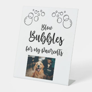 Signe De Table Mariage avec lâcher de bulles pour le départ des m