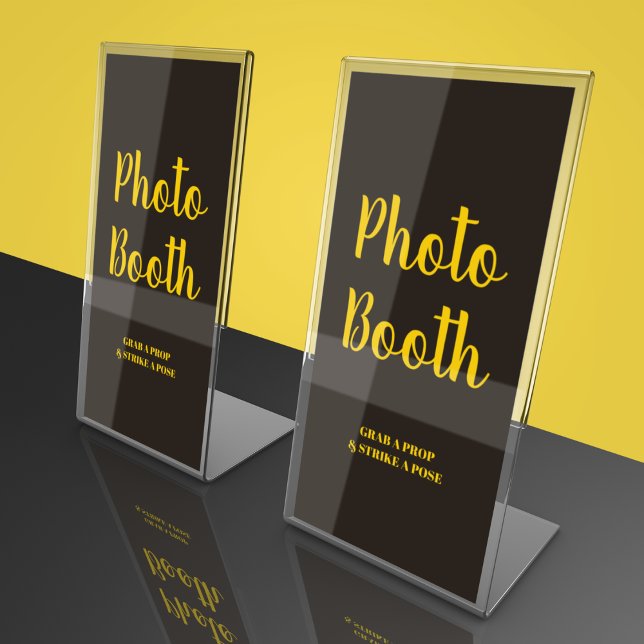 Signe De Table Mariage de thème foncé (Make your wedding more memorable with some fun activities )