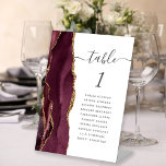 Signe De Table Mariage du script d'agrégation or de Bourgogne Num<br><div class="desc">Le bord gauche de cet élégant socle de numéro de table mariage moderne est doté d'une bordure d'aquarelle rouge bordeaux et ornée d'une parties scintillant en faux or. Le mot "table" apparaît dans un script blanc en gris fusain sur un arrière - plan blanc. Ajoutez les noms de vos invités...</div>
