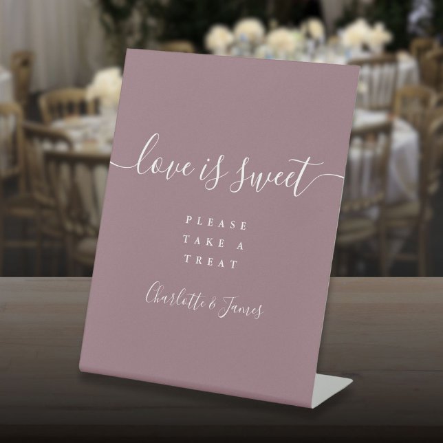 Signe De Table Mauve Signature Script Love Is Sweet Favour (Mauve Signature Script Love Is Sweet Favor Pedestal Sign)