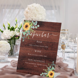 Signe De Table Menu du bar en bois avec tournesols et eucalyptus