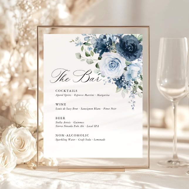 Signe De Table Modèle de menu de bar de mariage floral bleu pouss (Dusty blue navy floral bar menu wedding sign template in gold frame for reception cocktail display.)