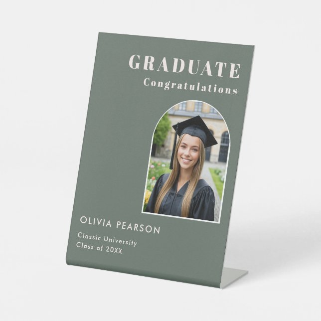 Signe De Table Modern Sage Green Graduation Photo Tabletop (Recto)