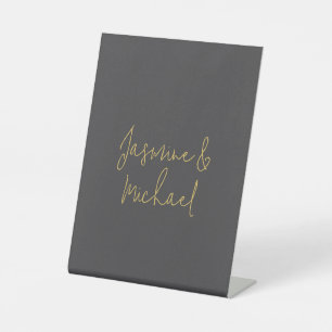 Signe De Table Noms de couple de calligraphie chic gris et or
