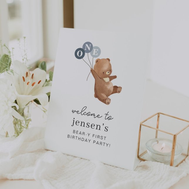 Signe De Table Ours avec 3 Ballons Bleus Affiche de bienvenue (Créateur téléchargé)