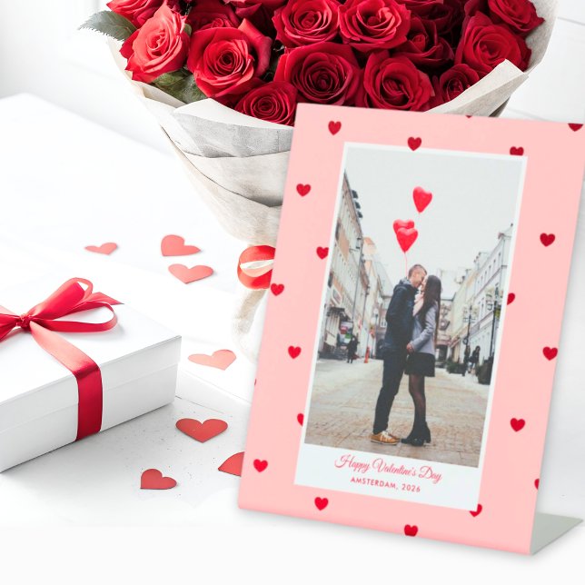 Signe De Table Pancarte de piédestal pour la Saint-Valentin avec  (A unique, romantic gift for lovers: Showcase a photo of a heartfelt memory on this pedestal sign)