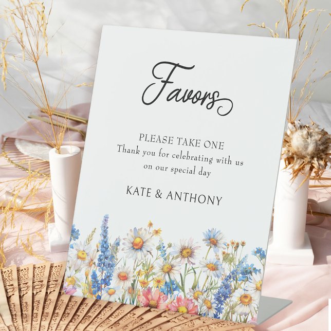 Signe De Table Pays Fleur sauvage Floral Mariage Faveur Table (Favor Table Sign from the Country Wildflower Wedding Collection by Darling & May)