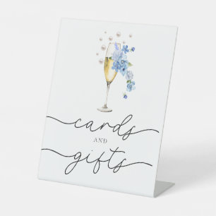 Signe De Table Perles Florales bleu Dusty et cartes de poursuites