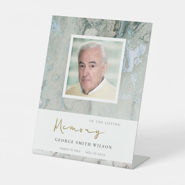 SIGNE DE TABLE PHOTO DE DUSKY BLUE GOLD GREY AGATE MEMORIAL (Recto)