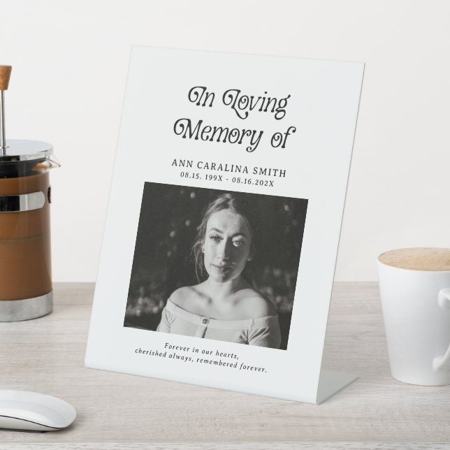 Signe De Table Photo Minimale Des Funérailles Rétro En Mémoire D' (In SItu)