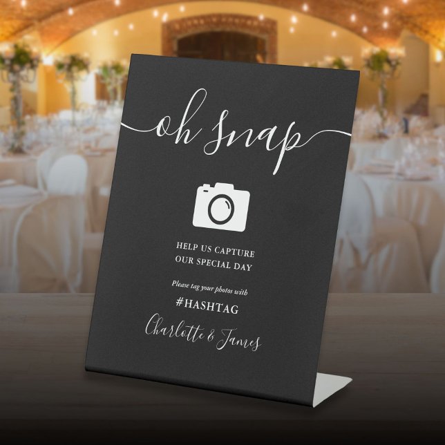 Signe De Table Signature de script noir et blanc Oh Snap (Black And White Signature Script Oh Snap Pedestal Sign)