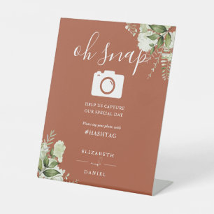 Signe De Table Terracotta Floralité Florale Script Oh Snap Photo
