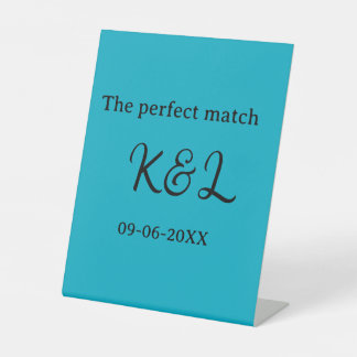 Signe De Table The perfect match couple name letter date blue sim