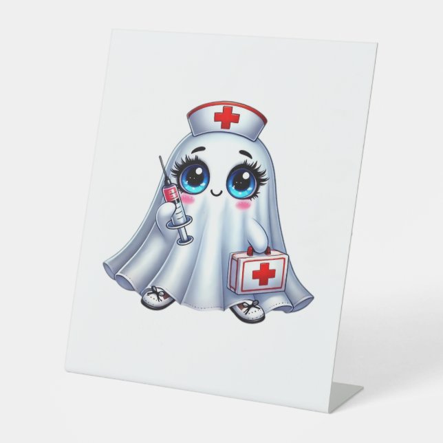 Signe De Table Un mignon fantôme d'Halloween en uniforme d'infirm (Recto)