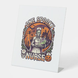 Signe De Table Une infirmière effrayante Halloween squelette poti