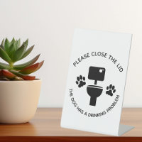 Veuillez fermer le couvercle Chien Drôle Toilette