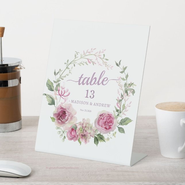 Signe De Table Wreath Whimsical Aquarelle Numéro de tableau Piéde (Charm your guests with whimsical elegance. adds a touch of magic to your celebration.)