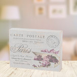 Signe En Bois Carte postale Paris Typographie vintage<br><div class="desc">Belle image vintage de Paris "Carte Postale" avec une boîte débordante de violettes et timbre-poste.</div>