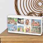 Signe En Bois Collage de photos familiales avec 8 photos et text<br><div class="desc">Personnalisez cette tasse de voyage pratique avec vos photos préférées de votre réunion de famille ou de vos vacances. Le modèle est configuré pour vous permettre d'ajouter jusqu'à 8 photos, affichées sous la forme de 4x paysage horizontal et 4x format carré / instagram. Vous pouvez également modifier (ou supprimer) l'exemple...</div>