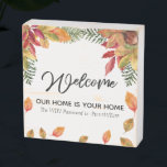 Signe En Bois Décor de la maison d'automne Mot de passe wifi de<br><div class="desc">Faites de vos invités un endroit spécial ! Ce panneau en bois peut être personnalisé avec votre devis et votre mot de passe wifi. Utilisez-le pour accueillir vos amis ou même pour votre bed and breakfast. Il présente un design rustique chic de feuilles de couleur aquarelle tombant.</div>