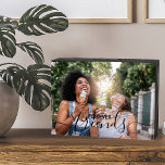 Signe En Bois Forever Friends Script superposer photo Russe pers<br><div class="desc">Panneau de boîte en bois tendance avec votre propre photo personnalisée. Un joli cadeau photo avec la superposition de texte qui dit "pour toujours amis" en lettres de main noire et en majuscules typographie. Le modèle photo est configuré pour que vous puissiez ajouter votre photo - format paysage sera plus...</div>